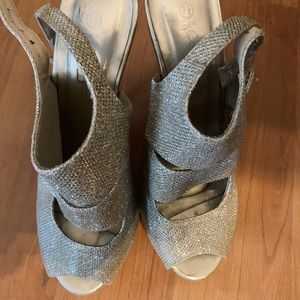 Women beautiful gold studded heels!